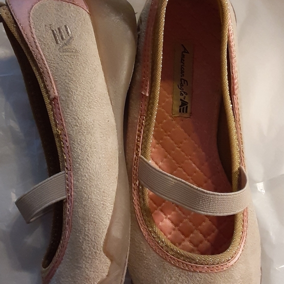 American Eagle Mary Jane's - Picture 2 of 7